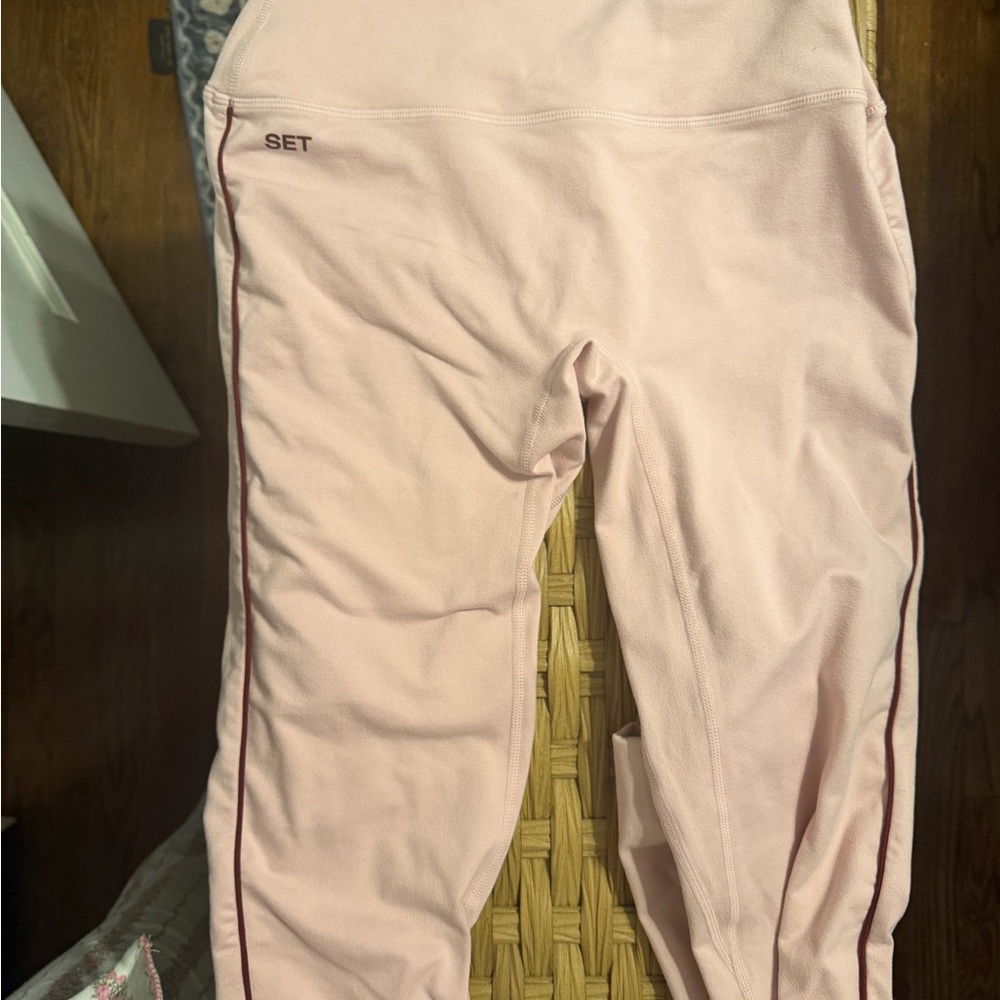 SET Active Light Pink leggings with Maroon Side Stripe